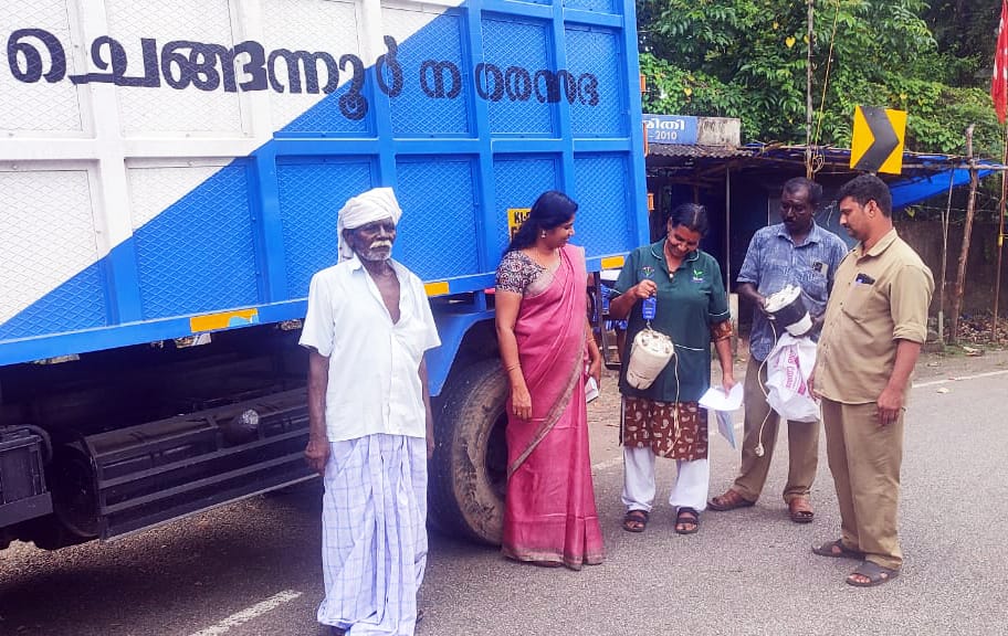 ചെങ്ങന്നൂര്‍ നഗരസഭയില്‍ 156 കിലോ ഇ-മാലിന്യങ്ങള്‍ ഹരിതകര്‍മ്മസേന ശേഖരിച്ചു